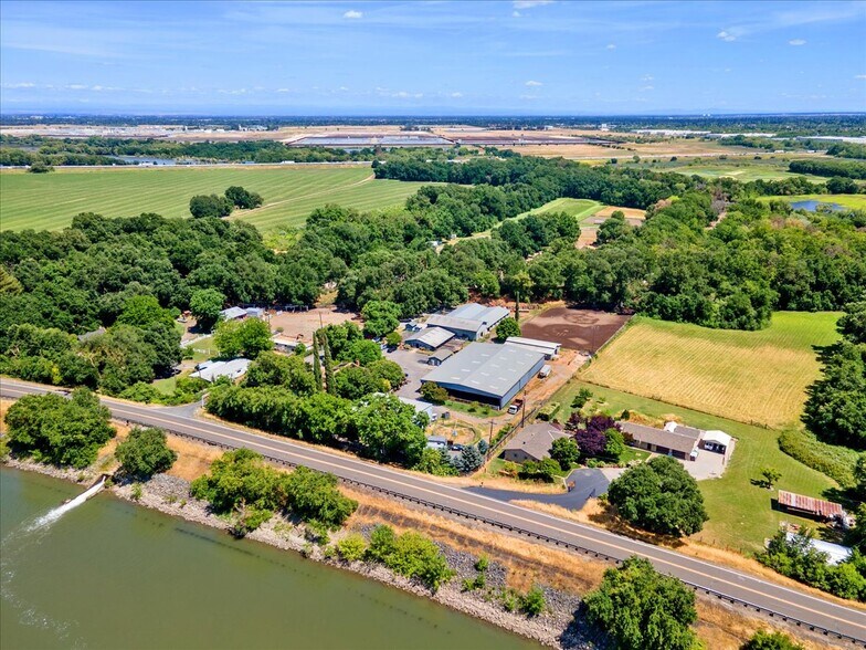 8685 River Rd, Sacramento, CA à vendre - Photo de l’immeuble – Image 3 sur 15