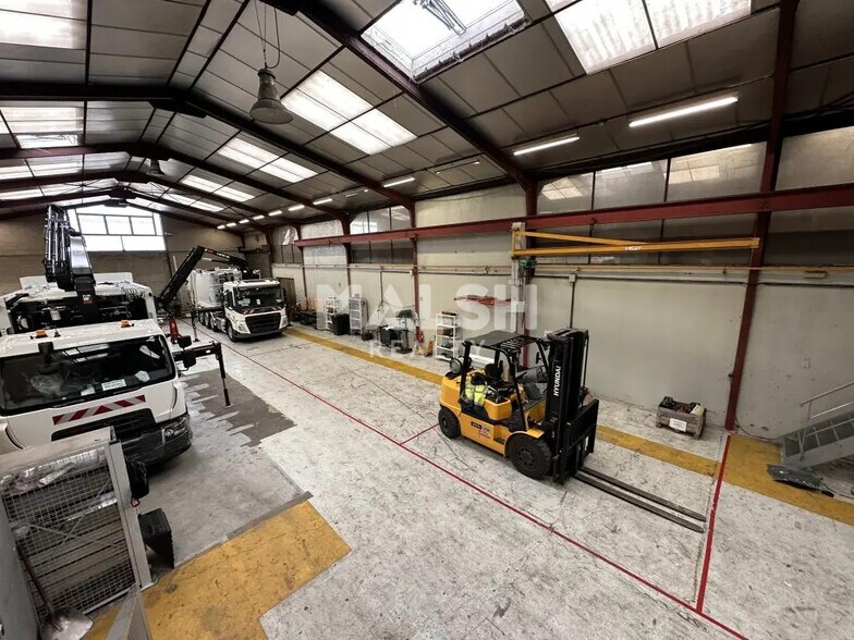 Local d’activités dans Mions à louer - Photo intérieure – Image 2 sur 7