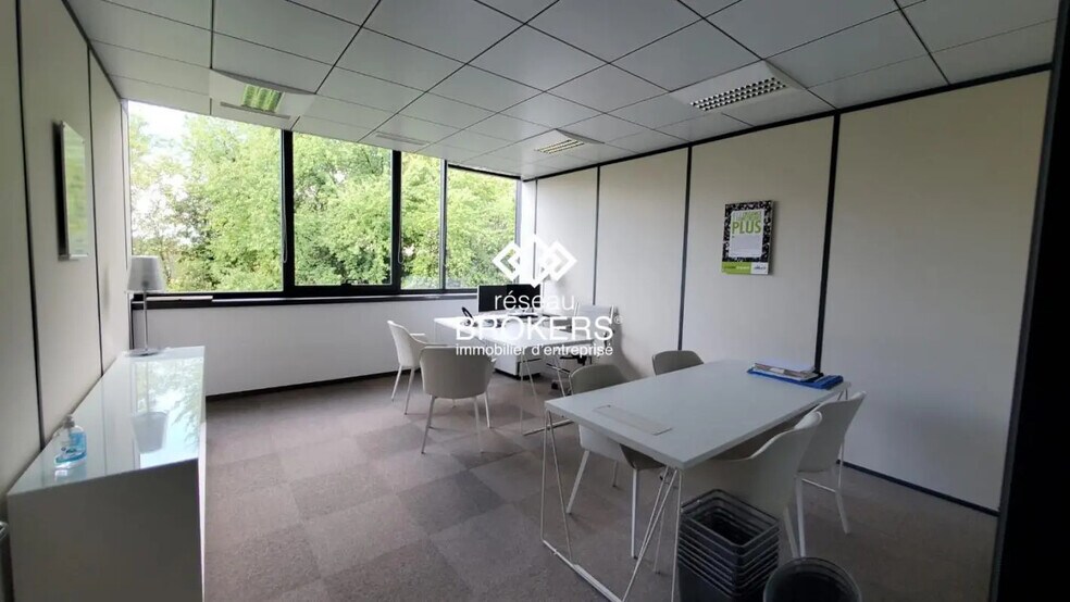 Bureau dans Epagny Metz-Tessy à louer - Photo de l’immeuble – Image 1 sur 8