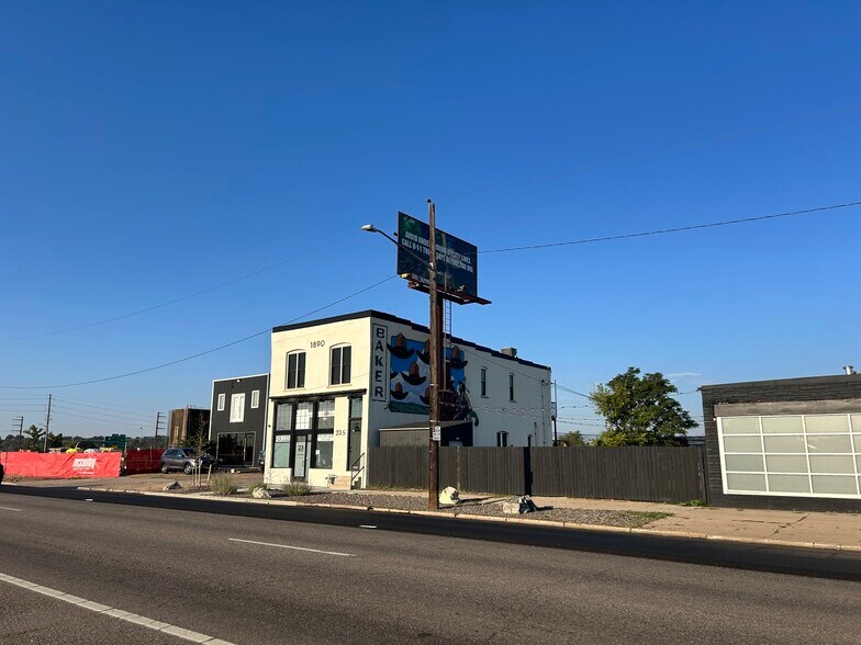 23 S Kalamath St, Denver, CO à louer - Photo de l’immeuble – Image 2 sur 8