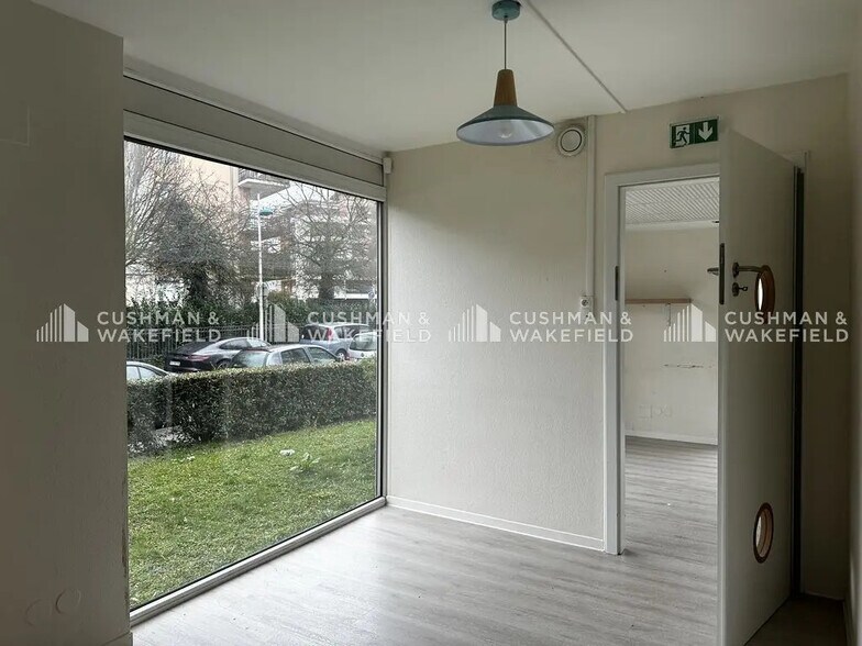 Bureau dans Strasbourg à louer - Photo de l’immeuble – Image 3 sur 11
