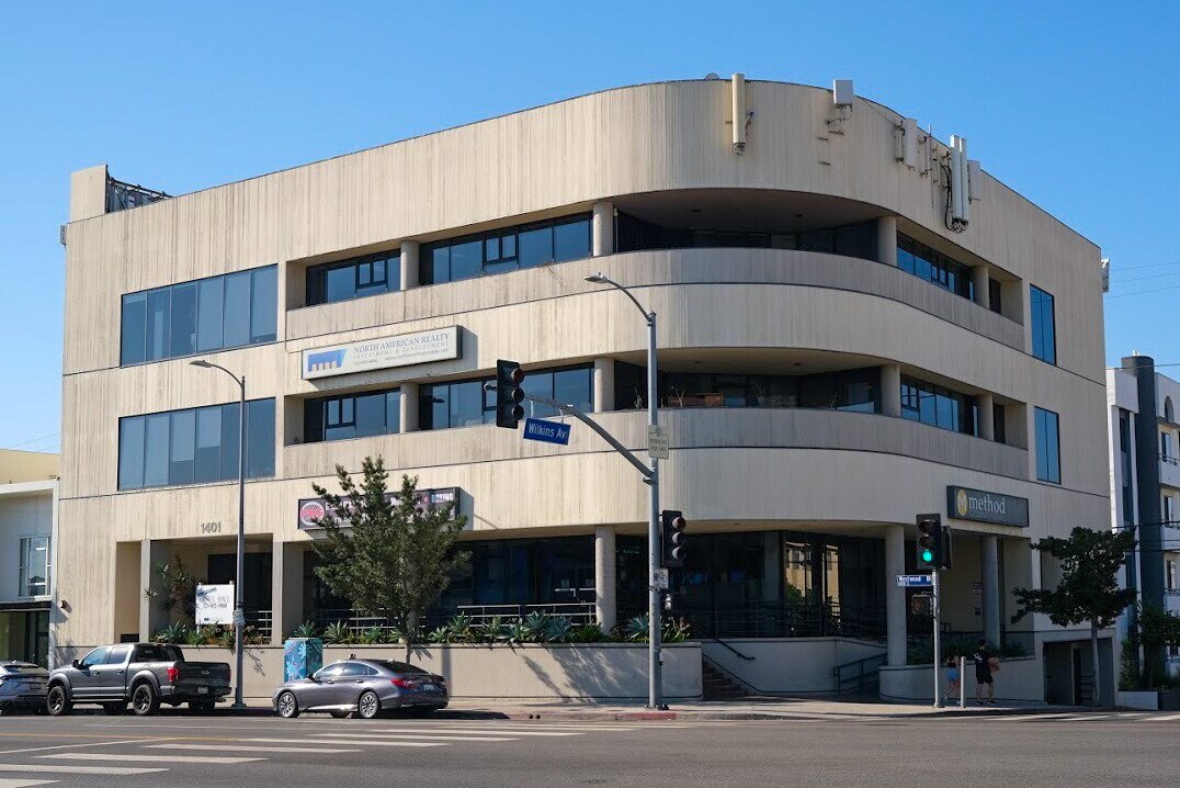 1401 Westwood Blvd, Los Angeles, CA à louer Photo de l’immeuble– Image 1 sur 4