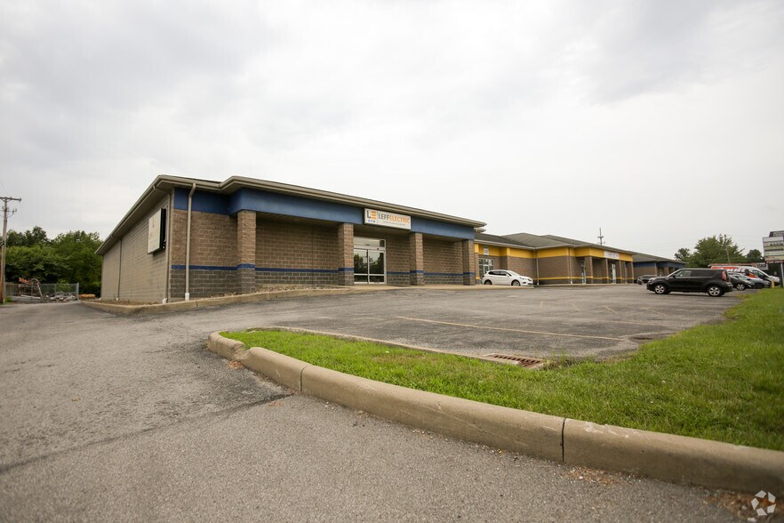 1092-1112 N Meridian Rd, Youngstown, OH à vendre - Photo principale – Image 1 sur 24
