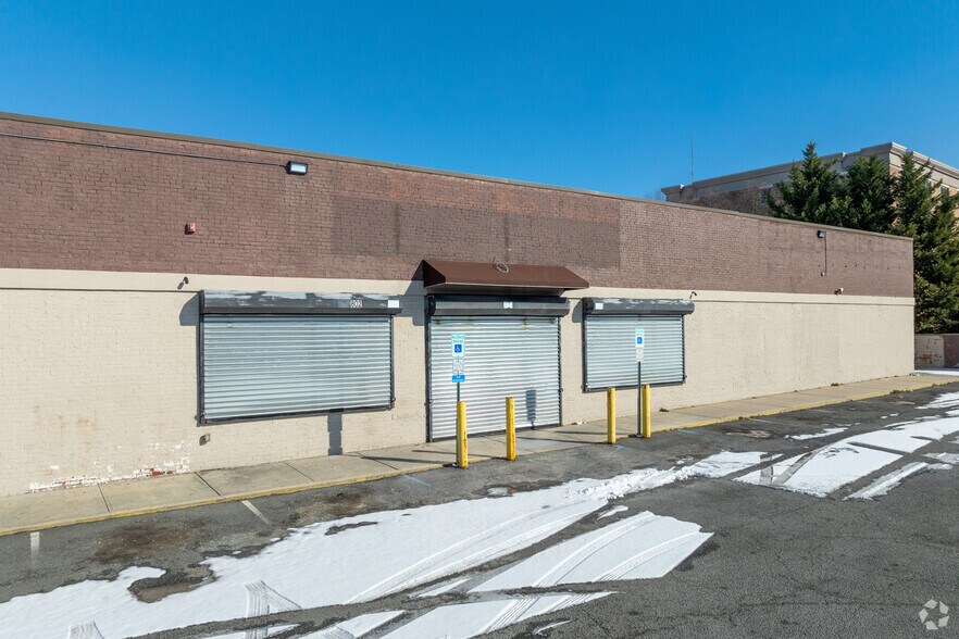 802 Prospect St, Trenton, NJ à louer - Photo de l’immeuble – Image 3 sur 4