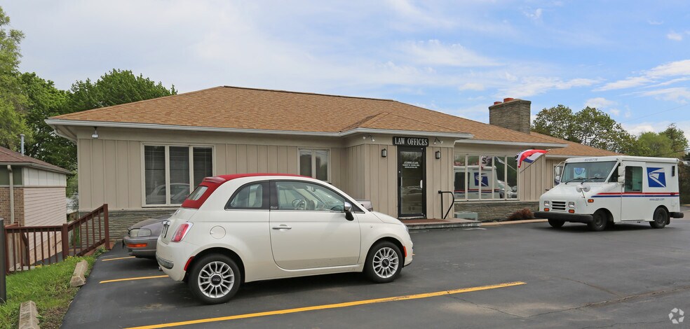 2080 W Ridge Rd, Greece, NY à louer - Photo de l’immeuble – Image 3 sur 50
