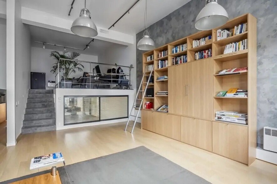 Bureau dans Suresnes à vendre - Photo de l’immeuble – Image 3 sur 12