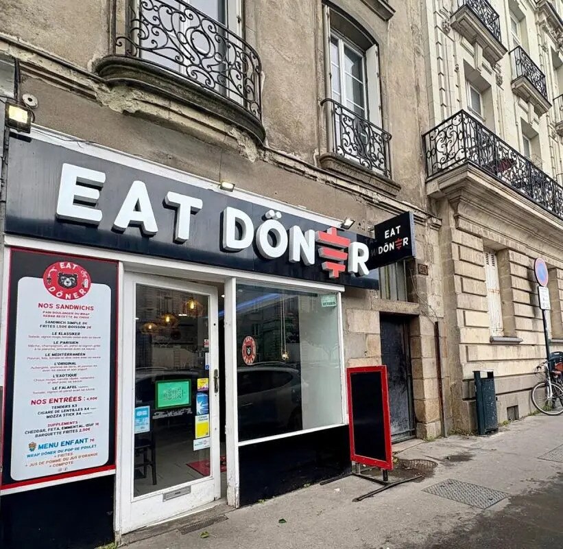 Local commercial dans Nantes à vendre Photo de l’immeuble– Image 1 sur 6