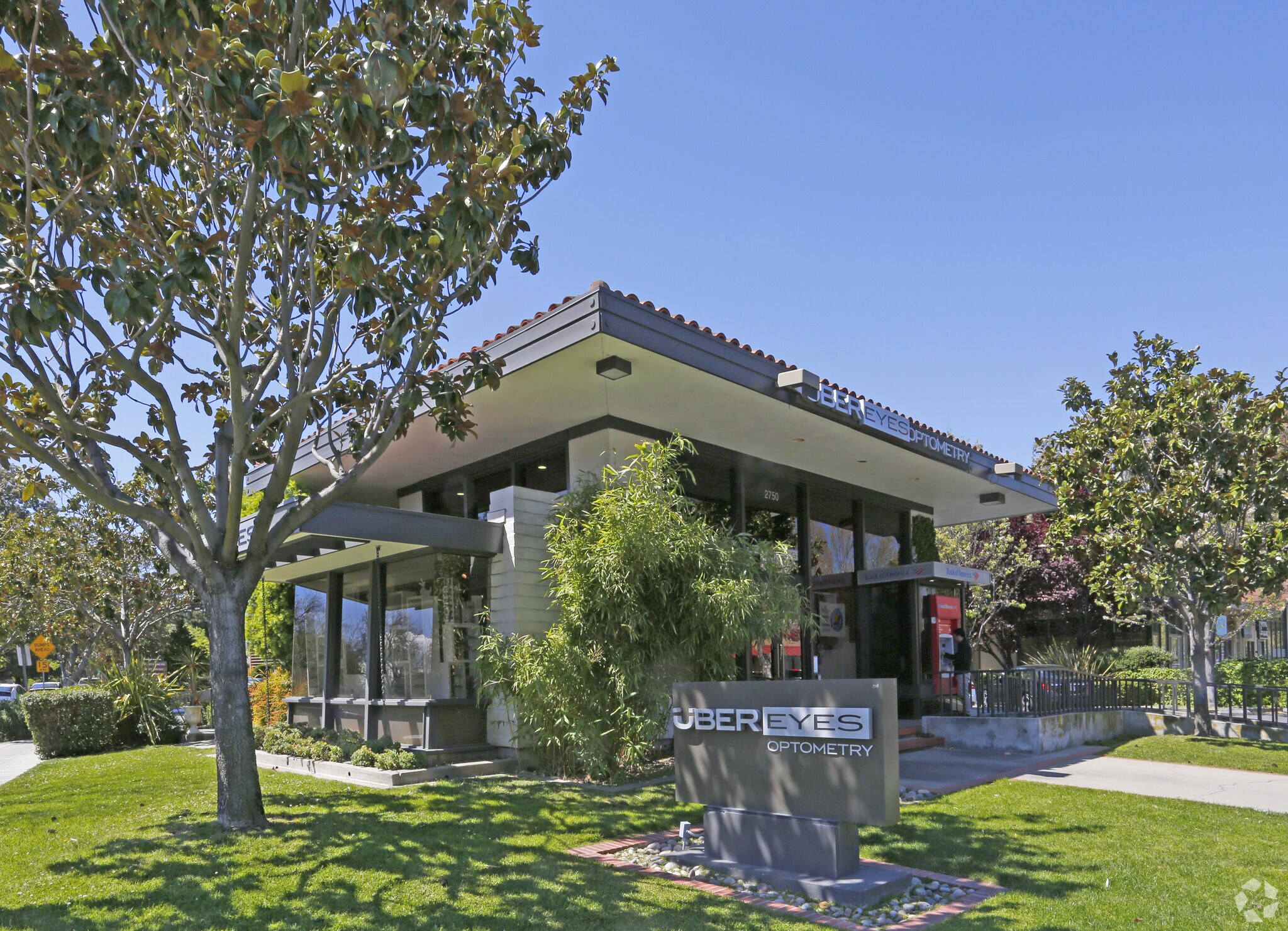 2750 Middlefield Rd, Palo Alto, CA à louer Photo principale– Image 1 sur 14