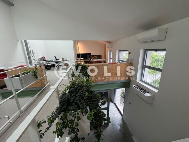 Plus de détails pour Bureau à vendre