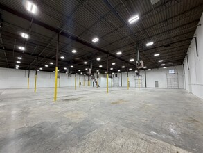 6481 Peachtree Industrial Blvd, Atlanta, GA à louer Photo intérieure– Image 1 sur 6