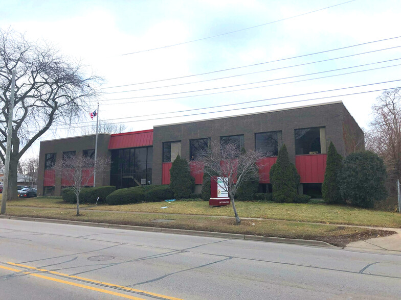 540 W Galena Blvd, Aurora, IL à louer - Photo de l’immeuble – Image 1 sur 6