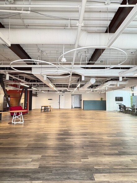 11801 Mississippi Ave, Los Angeles, CA à louer - Photo intérieure – Image 3 sur 12