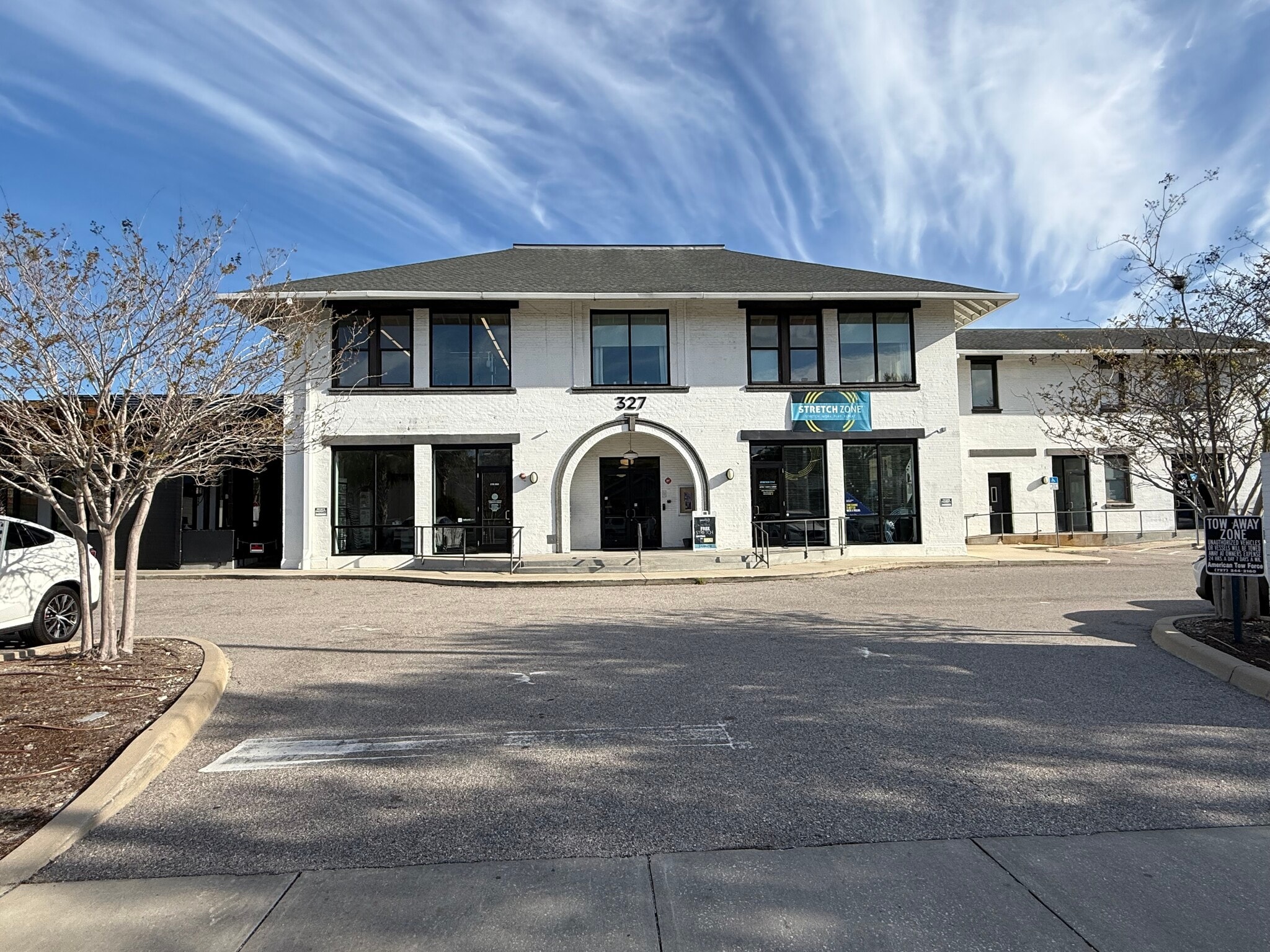 327 11th Ave N, Saint Petersburg, FL à louer Photo intérieure– Image 1 sur 7