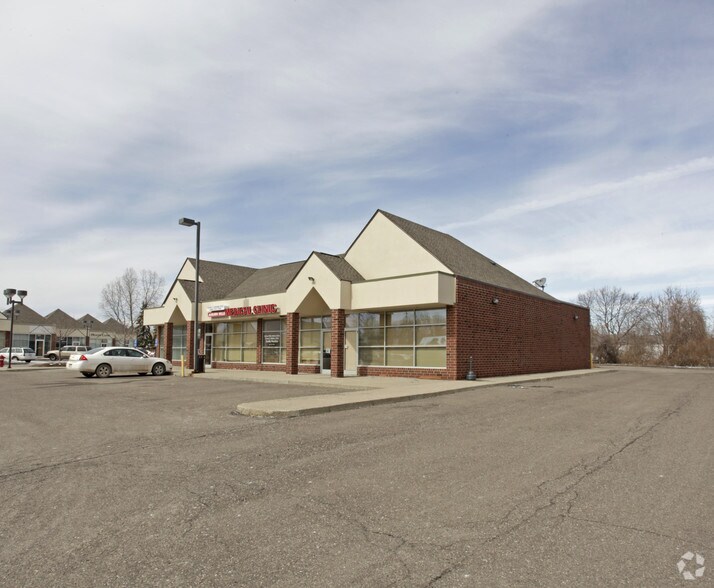 3021-3095 E Walton Blvd, Auburn Hills, MI à louer - Photo principale – Image 2 sur 5