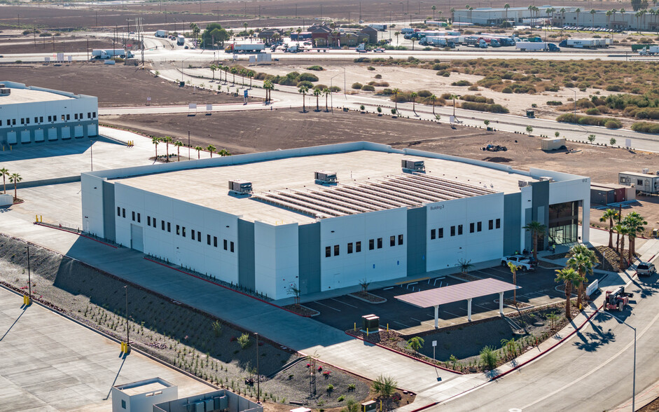 612 Laborde Road, Calexico, CA à louer - Photo de l’immeuble – Image 1 sur 19