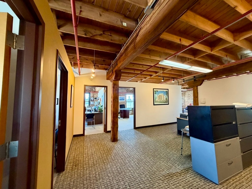 1525 W Homer St, Chicago, IL à louer Photo intérieure– Image 1 sur 24