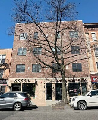 Plus de détails pour 2534 Steinway St, Long Island City, NY - Logement à vendre