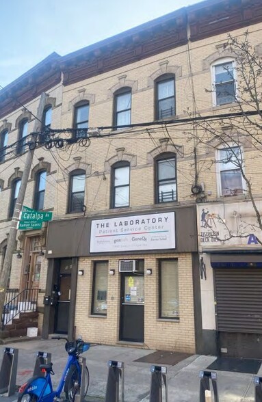 5848-5850 Catalpa Ave, Ridgewood, NY à vendre - Photo de l’immeuble – Image 3 sur 10