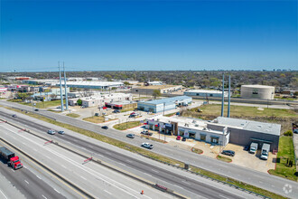 13940-13960 N Stemmons Fwy, Farmers Branch, TX - VUE AÉRIENNE  vue de carte