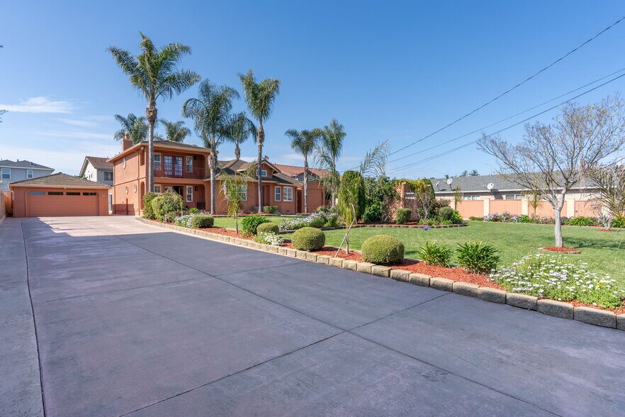 37241 Olive St, Newark, CA à vendre - Photo de l’immeuble – Image 3 sur 36
