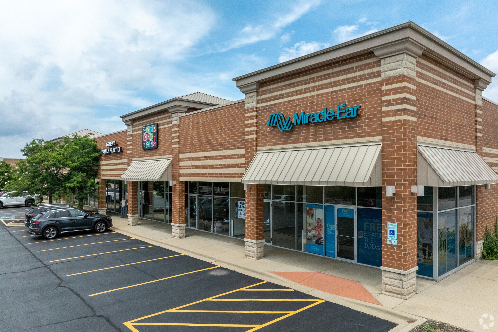 805-821 N Randall Rd, Batavia, IL à louer Photo principale– Image 1 sur 15