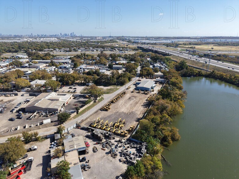 6110 Chippewa Dr, Dallas, TX à louer - Photo de l’immeuble – Image 2 sur 4