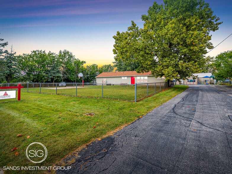 507 E Illinois Hwy, New Lenox, IL à vendre - Photo de l’immeuble – Image 1 sur 5
