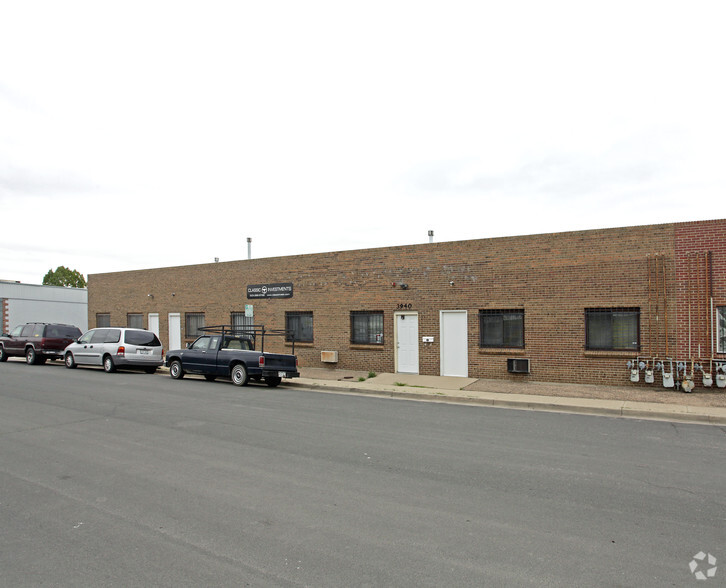 3940-3966 S Mariposa St, Englewood, CO à louer - Photo de l’immeuble – Image 1 sur 4