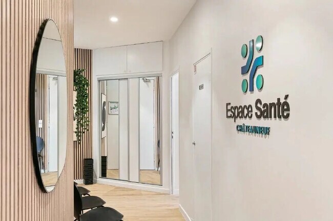 Plus de détails pour Bureau à louer