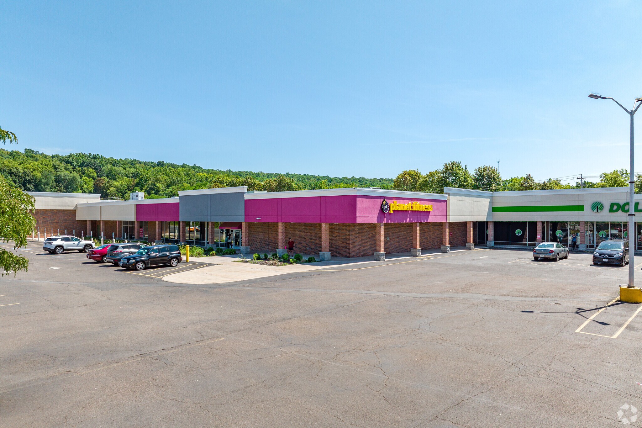 5957-6003 S Salina St, Syracuse, NY à louer Photo principale– Image 1 sur 7