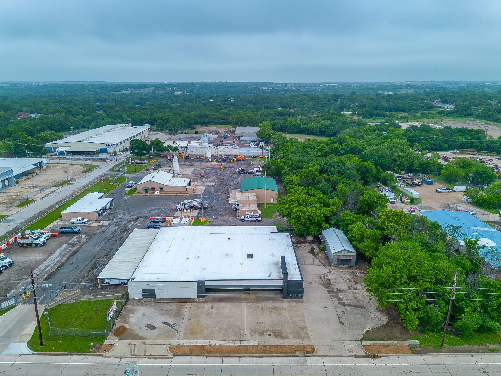 3855 South Fwy, Fort Worth, TX à louer Photo principale– Image 1 sur 21