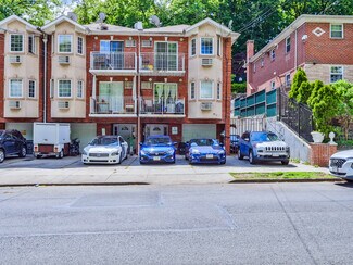 Plus de détails pour 8666 Midland Pky, Jamaica, NY - Logement à vendre