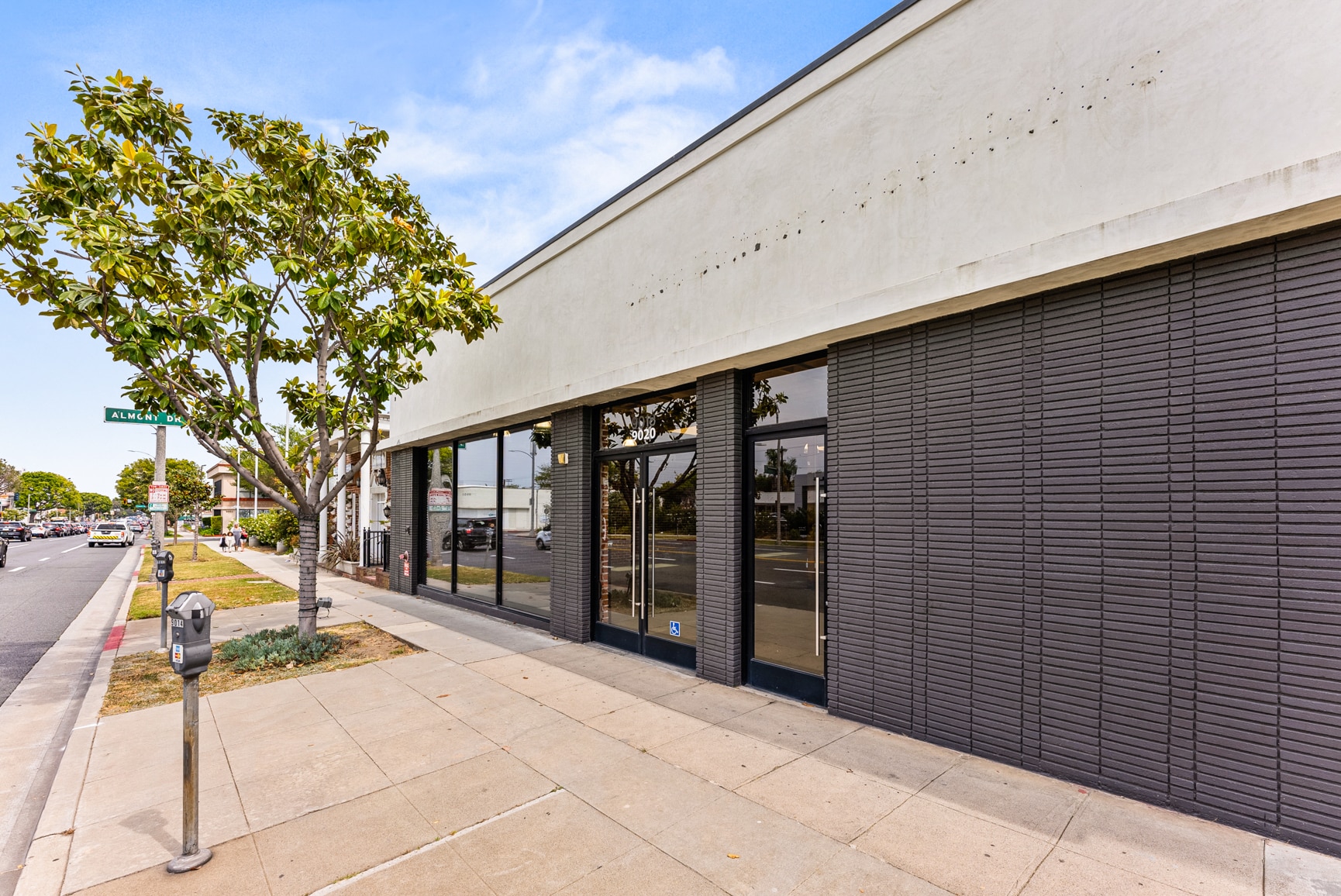 9018-9022 W Olympic Blvd, Beverly Hills, CA à vendre Photo de l’immeuble– Image 1 sur 19