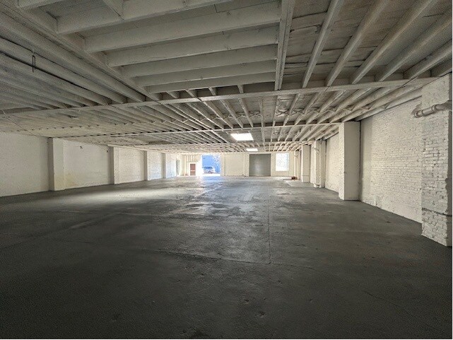 4342 37th St, Long Island City, NY à louer - Photo de l’immeuble – Image 3 sur 5