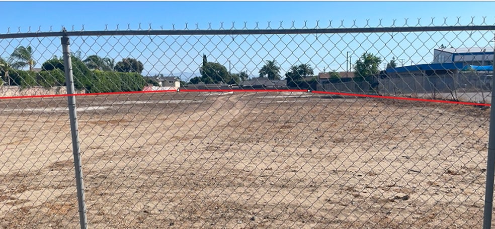 5357 W Mission Blvd, Ontario, CA à louer - Photo de l’immeuble – Image 2 sur 4