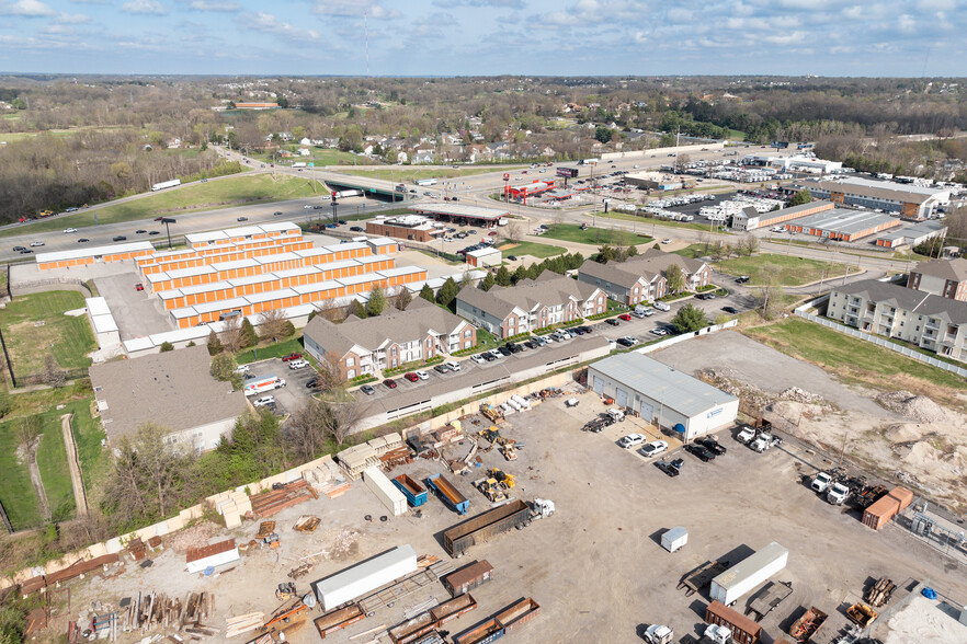 6401 Brookfield Court Dr, Saint Louis, MO à vendre - Photo de l’immeuble – Image 3 sur 9