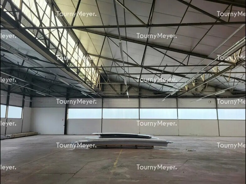 Local d’activités dans Pau à louer - Photo intérieure – Image 2 sur 11