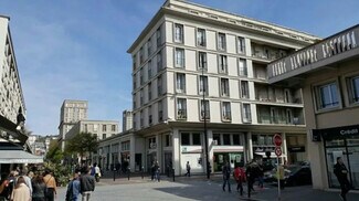 Plus de détails pour Local commercial à louer