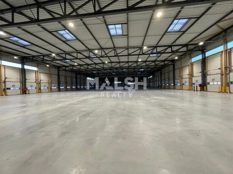 Industriel/Logistique dans Colombier-Saugnieu à vendre - Photo intérieure – Image 3 sur 25