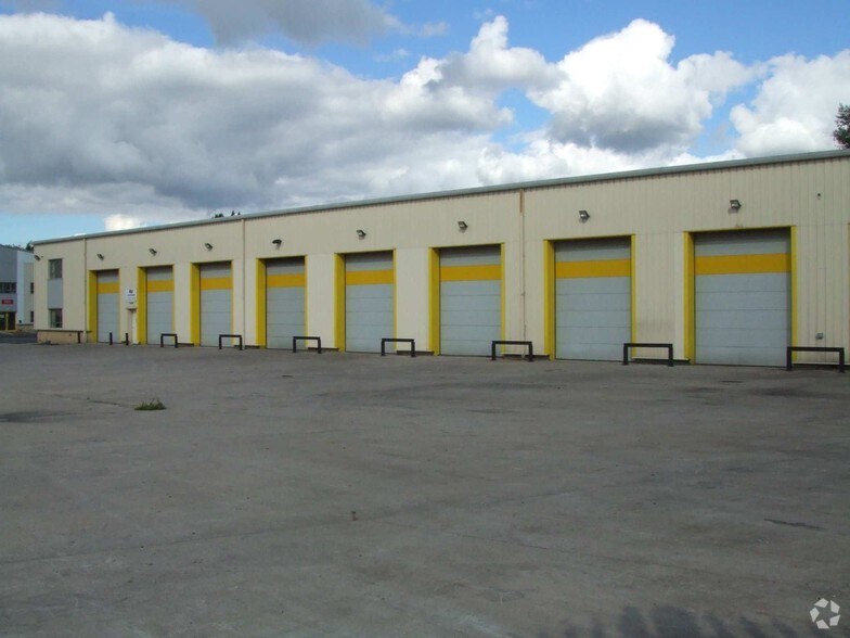 Fir St, Heywood à louer - Photo principale – Image 1 sur 3