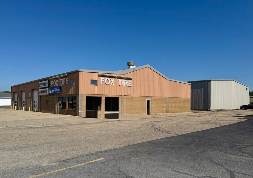 1164 Valley Rd, Appleton, WI à vendre - Photo de l’immeuble – Image 2 sur 14