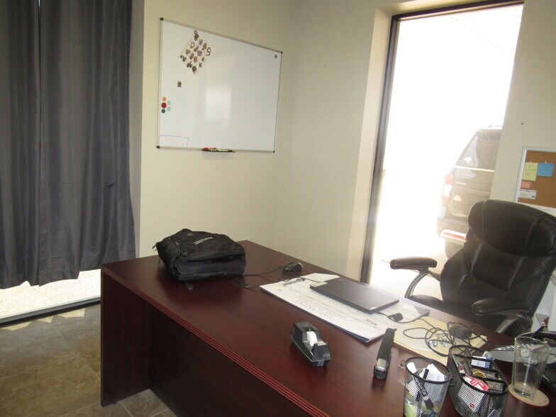 9105 W Interstate 20, Midland, TX à louer - Photo de l’immeuble – Image 3 sur 6