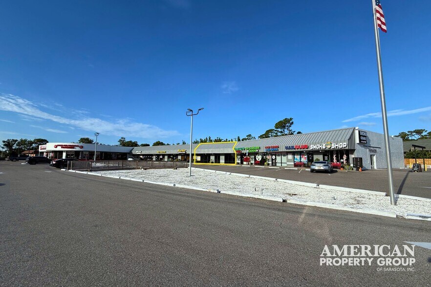 1098 S Tamiami Trl, Osprey, FL à louer - Photo de l’immeuble – Image 3 sur 6