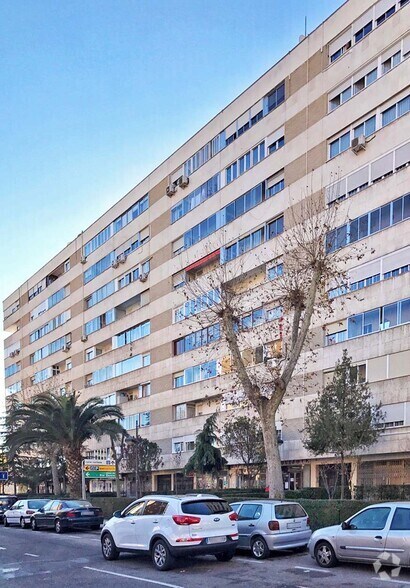 Immeuble residentiel dans Alcorcón, Madrid à vendre - Photo de l’immeuble – Image 2 sur 2