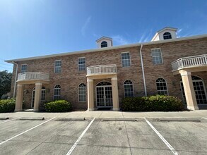 4707 Enterprise Ave, Naples, FL à louer Photo intérieure– Image 1 sur 37