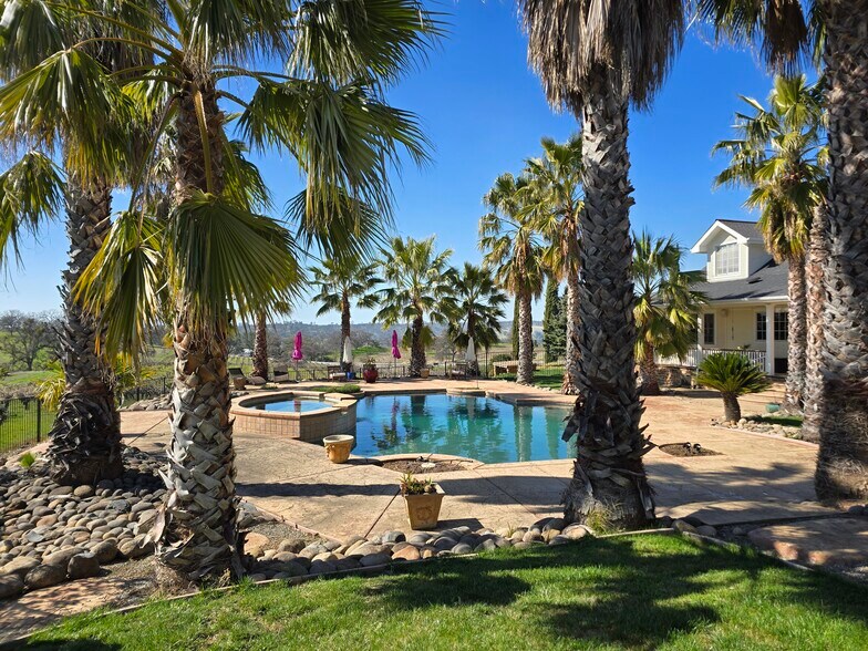 10120 Shenandoah Rd, Plymouth, CA à vendre - Photo de l’immeuble – Image 3 sur 3