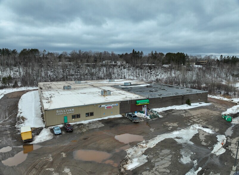 1206 25th St E, Hibbing, MN à vendre - Photo de l’immeuble – Image 3 sur 36