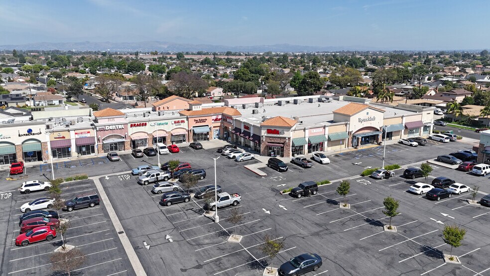 NE Firestone Blvd, Norwalk, CA à louer - Photo de l’immeuble – Image 2 sur 8
