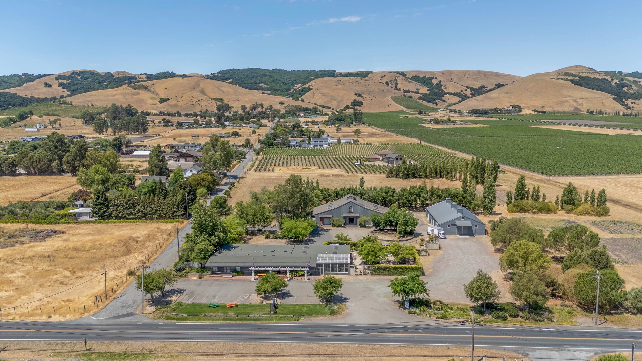 23999 Arnold Dr, Sonoma, CA à vendre Photo principale– Image 1 sur 20