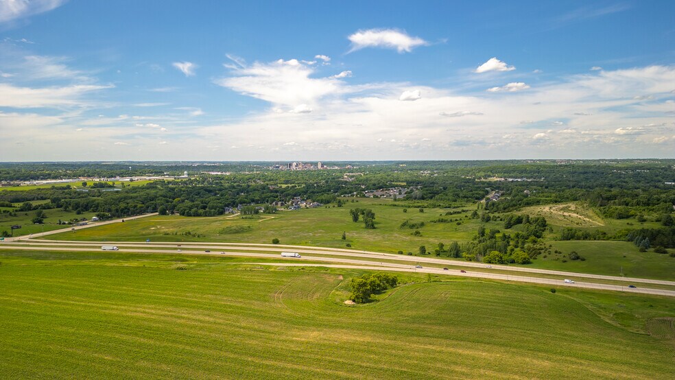 11th Ave and Hwy 52 SE, Rochester, MN à vendre - Photo de l’immeuble – Image 3 sur 11